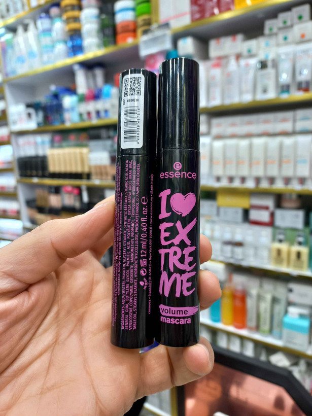 ریمل حجم دهنده اسنس مشکی