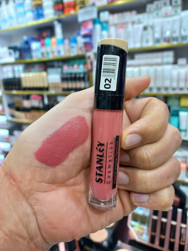 رژلب مایع استنلی کد۰۲ حجم ۶میلی لیتری