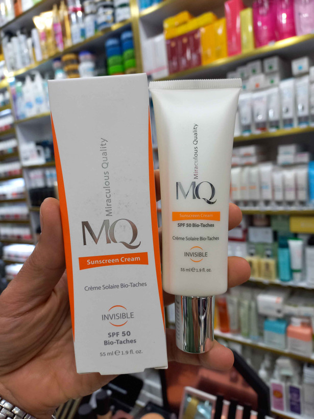ضدآفتاب بیرنگ بایوتاچ ام کیو روشن کننده و ضدلک spf50 حجم ۵۵ میلی لیتر