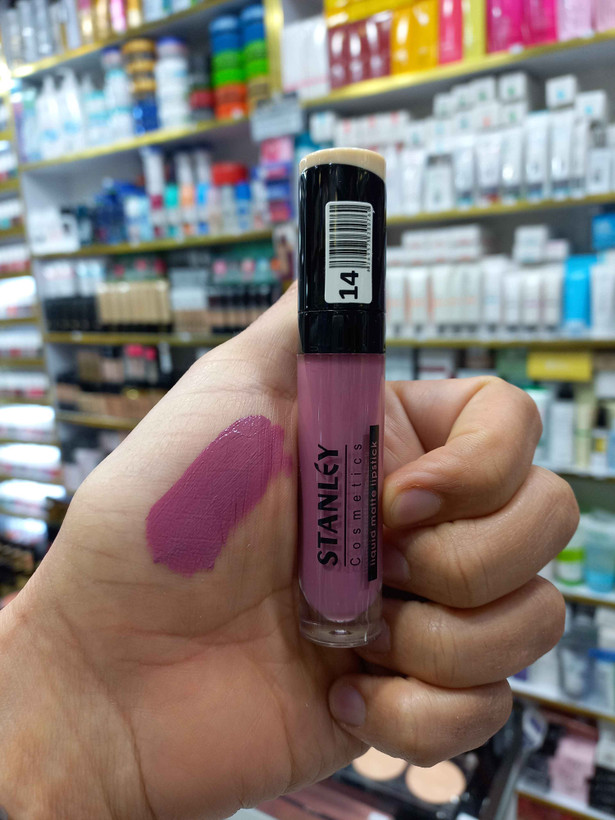 رژلب مایع استنلی شماره رنگ ۱۴