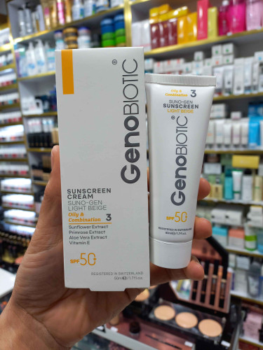 کرم ضدآفتاب ژنوبایوتیک (سانوژن) پوست چرب و مختلط رنگ بژروشن spf50 حجم ۵۰ میلی لیتر