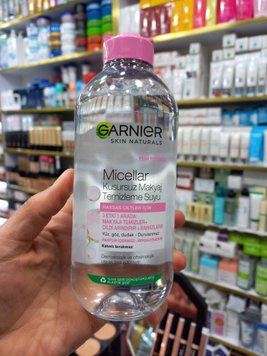 میسلارواتر گارنیر صورتی مناسب پوست های حساس حجم ۴۰۰ میلی لیتر