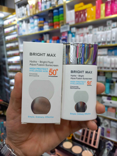 فلوئید ضد آفتاب برایت مکس دارای spf50 حجم 50 میلی لیتر