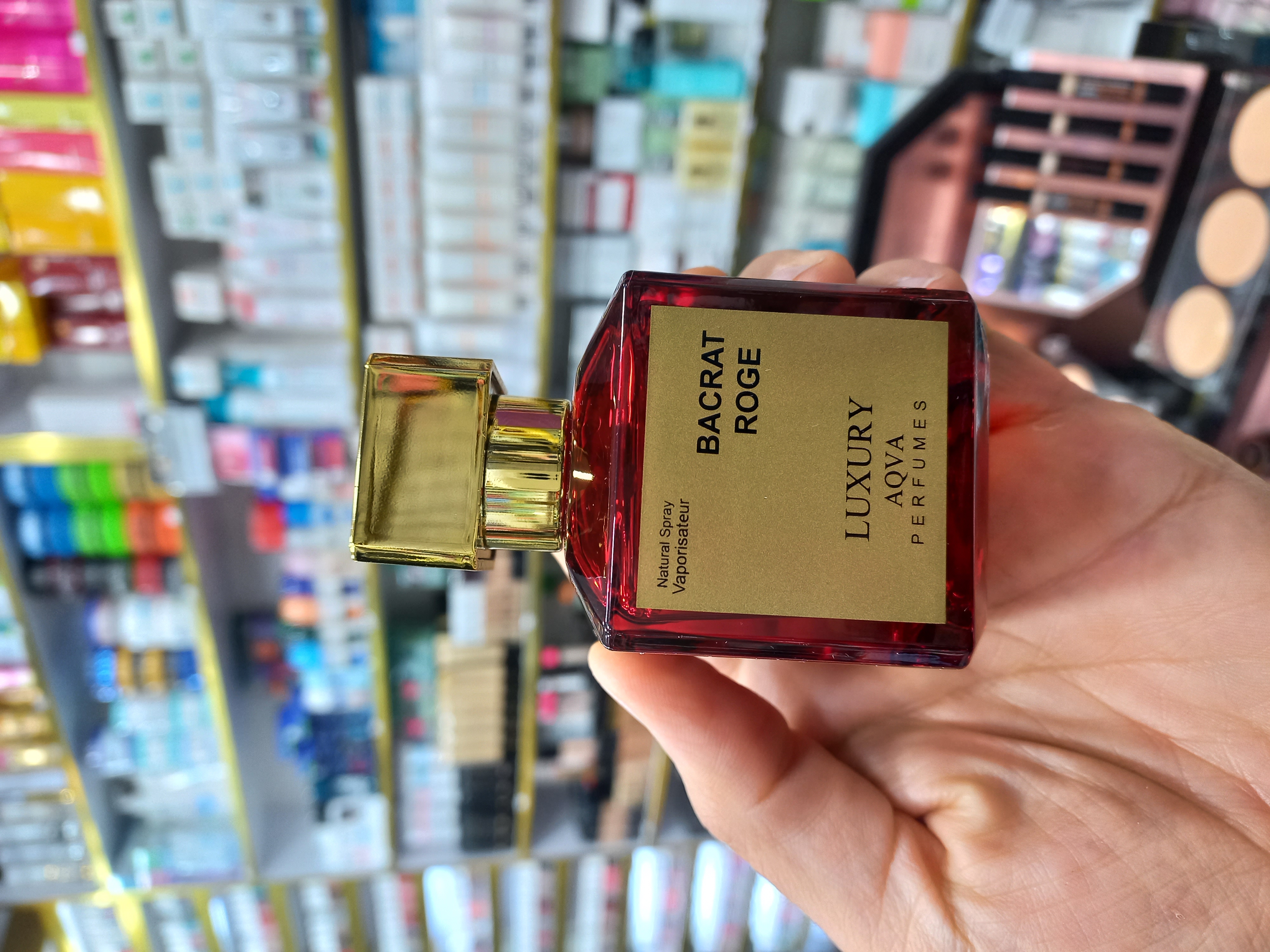 ادکلن باکارات رژ از برند لاکچری آکوا حجم ۵۰ میلی لیتر