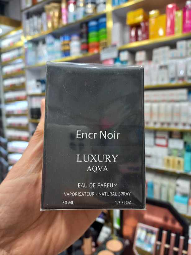 ادکلن لالیک نویر از برند لاکچری آکوا حجم ۵۰ میلیلیتر