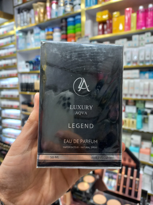 ادکلن مونت بلک لجند از برند لاکچری آکوا حجم ۵۰ میلی لیتر