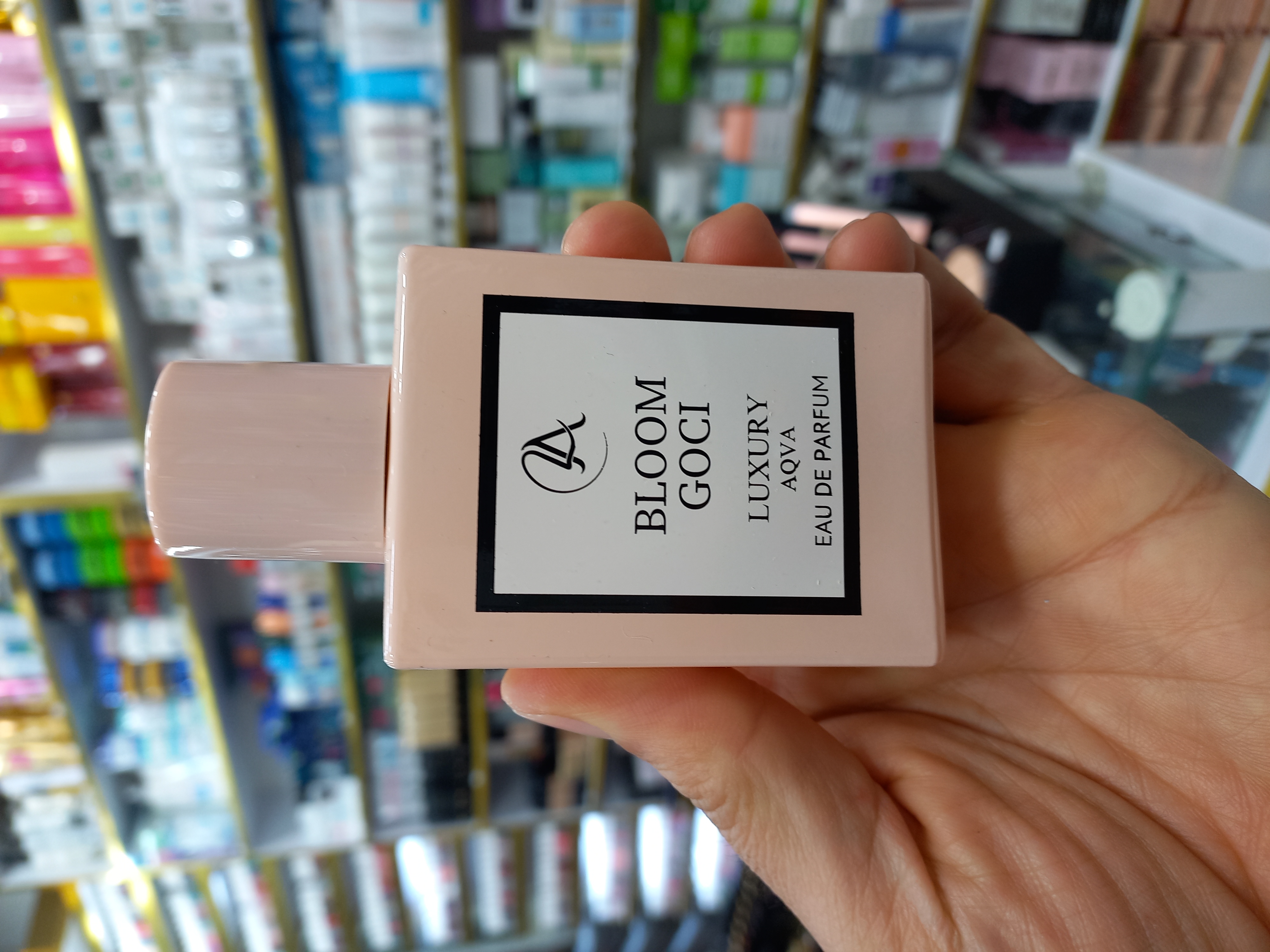 ادکلن گوچی بلوم از برند لاکچری آکوا حجم ۵۰ میلی لیتر