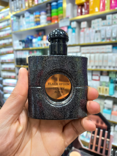 ادکلن بلک اوپیوم از برند لاکچری آکوا حجم ۵۰ میلی لیتر