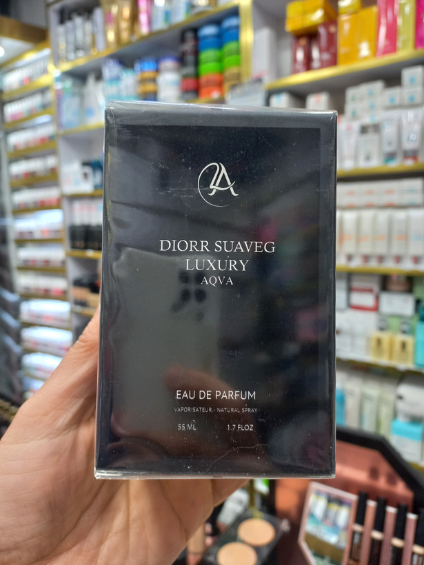 ادکلن ساواچ دیور از برند لاکچری آکوا حجم ۵۰ میلی لیتر