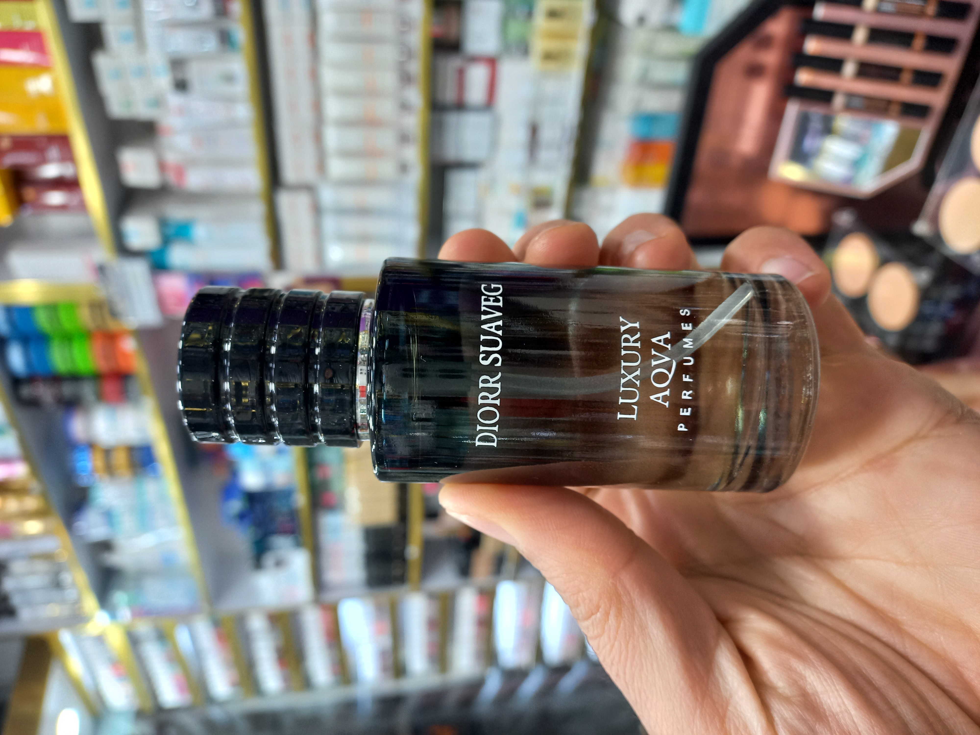 ادکلن ساواچ دیور از برند لاکچری آکوا حجم ۵۰ میلی لیتر