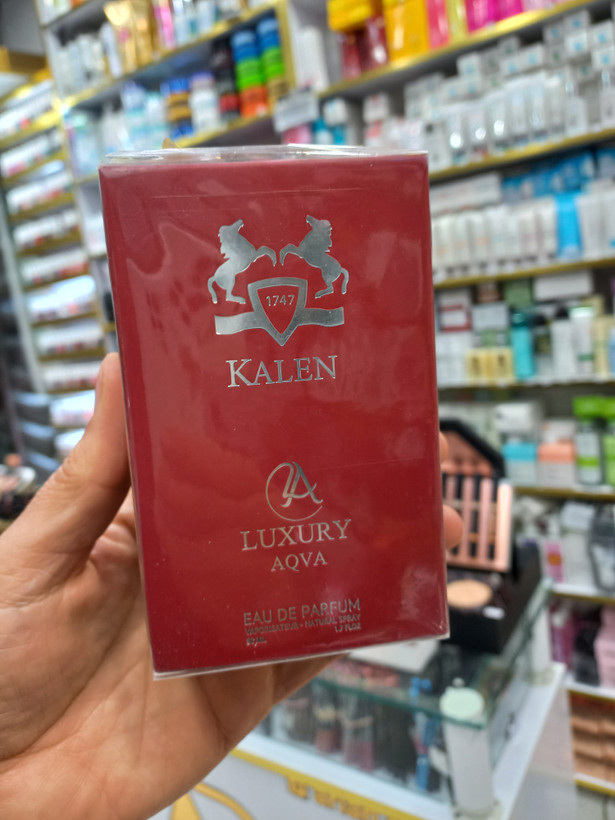 ادکلن کالین از برند آکوالاکچری حجم ۵۰ میلی لیتر