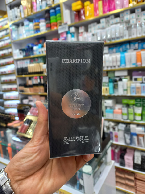 ادکلن چمپیون از برند لاکچری آکوا حجم ۵۰ میلی لیتر