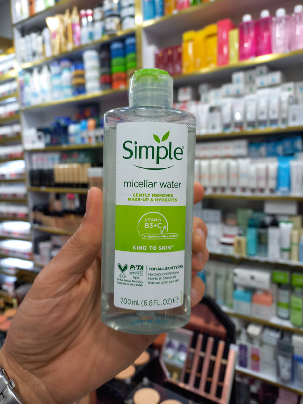 میسلارواتر سیمپل مناسب انواع پوست حجم ۲۰۰ میلی لیتر