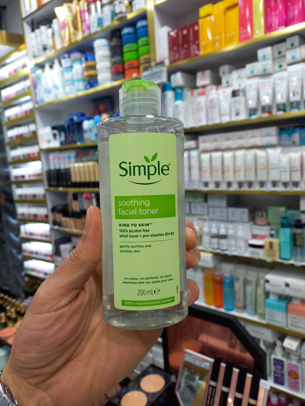 تونر آرامش بخش صورت سیمپل مدل Soothing Facial Toner مناسب انواع پوست حجم 200 میلی لیتر