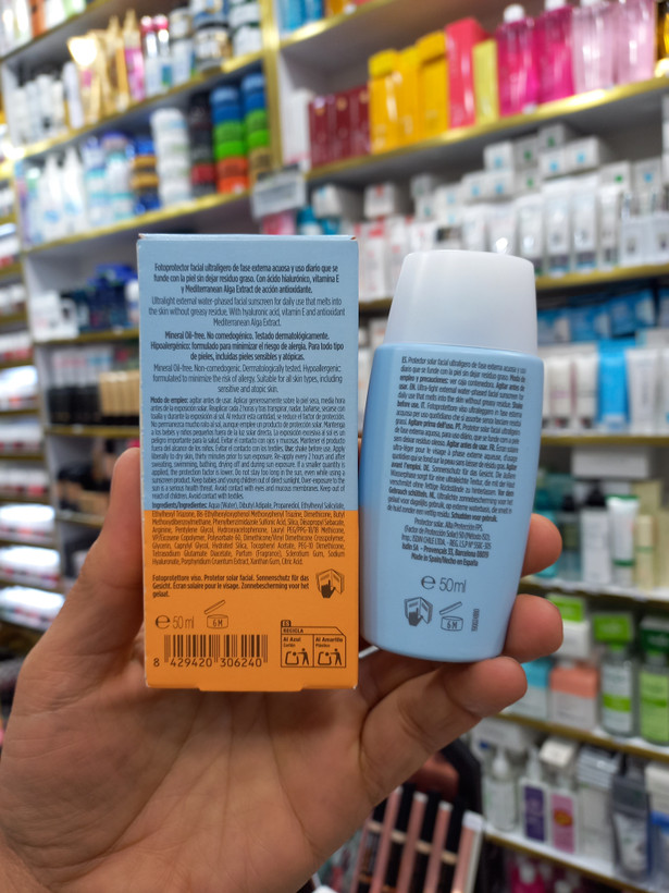 ضدآفتاب ایزدین فیوژن واتر مجیک بیرنگ spf50 حجم ۵۰ میلی لیتر