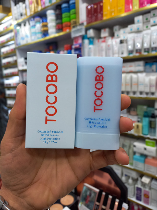 ضد آفتاب استیکی توکوبو اصل با SPF 50 حاوی عصاره پنبه کتان وزن 19 گرم