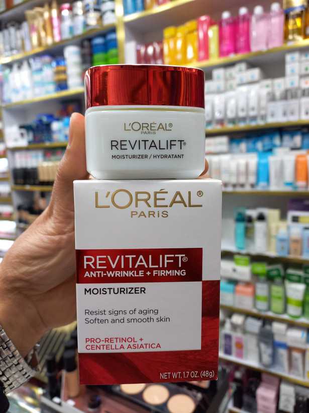 کرم ضد چروک و ضد پیری (شب) مدل Revitalift حجم ۴۸ میل لورال