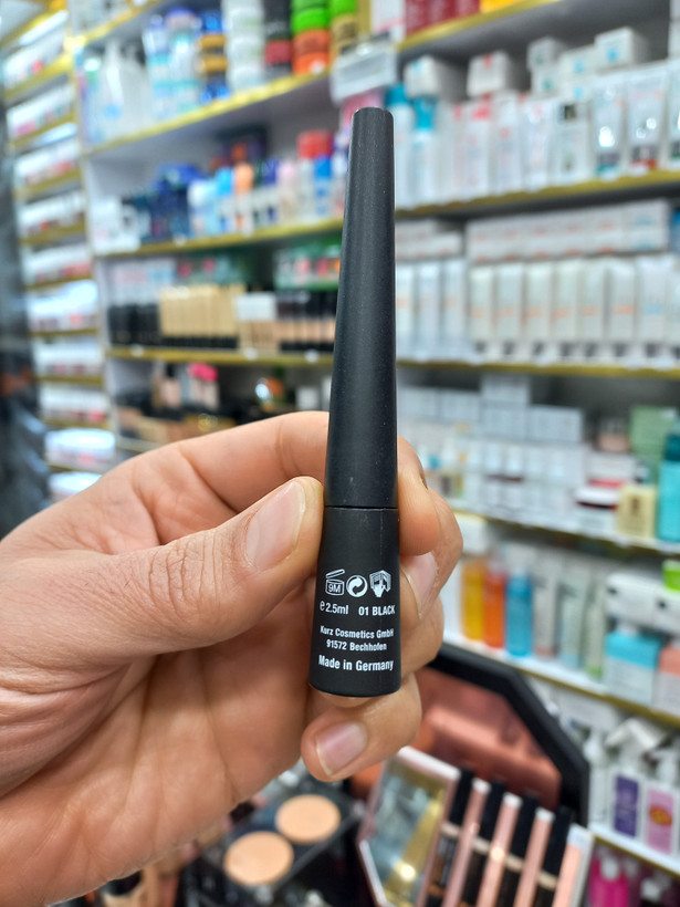 خط چشم مویی یورن مدل سوپر بلک استای حجم ۲.۵ میل