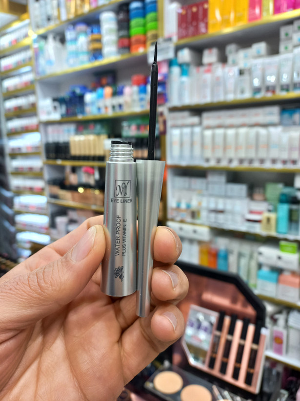 خط چشم مویی ضد آب مای حاوی آنتی اکسیدان حجم 8 میلی لیتر