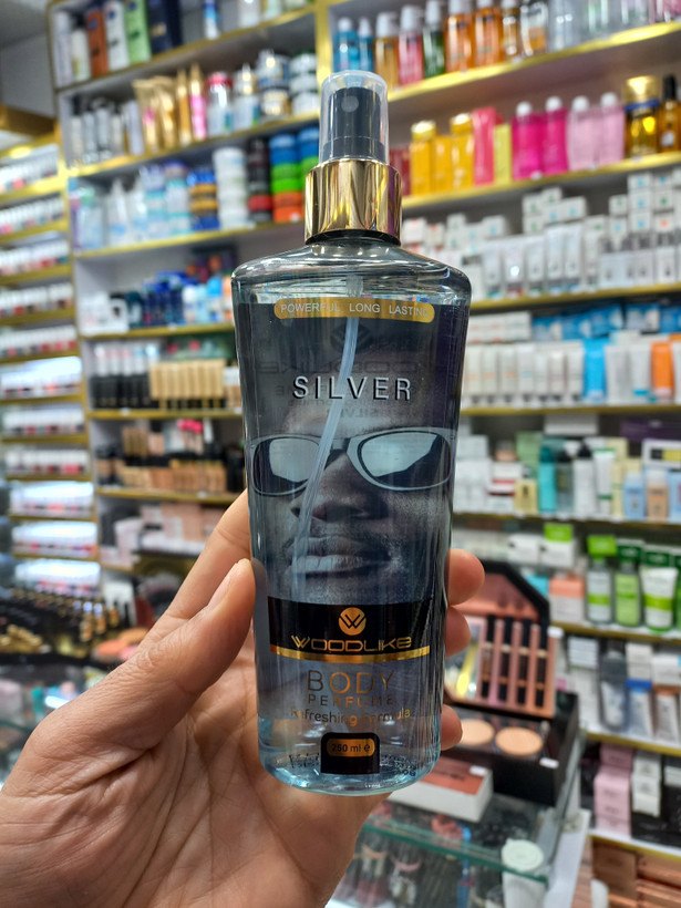 بادی اسپلش وودلایک رایحه سیلور مردانه حجم ۲۵۰ میلی لیتر