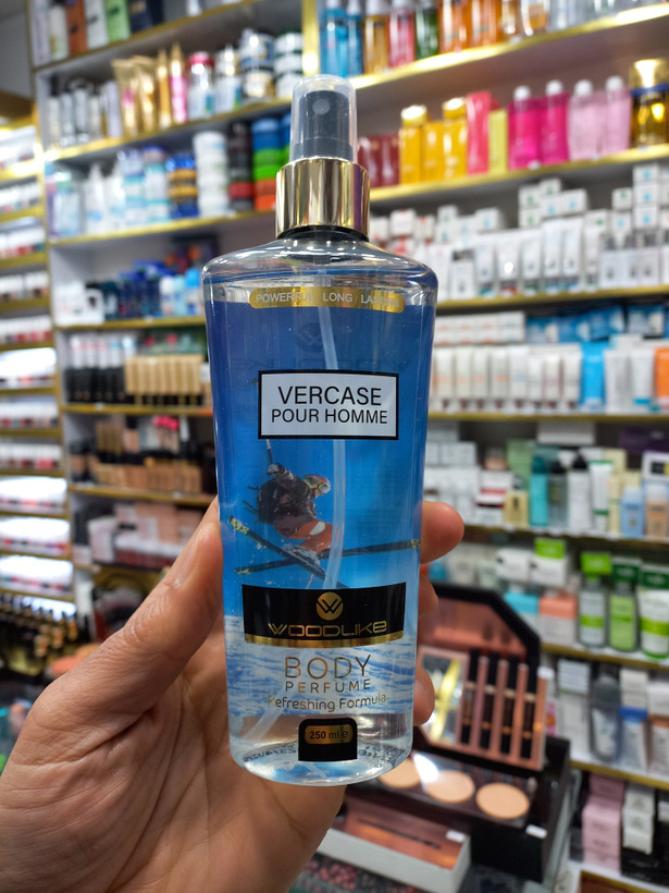 بادی اسپلش وودلایک رایحه ورساچه پورهوم مردانه حجم ۲۵۰ میلی لیتر