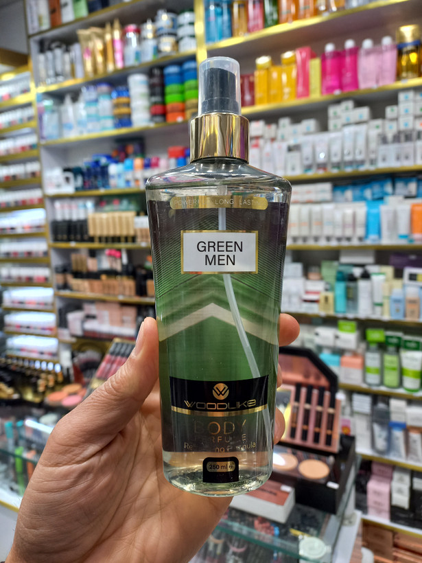 بادی اسپلش وودلایک رایحه گرین من مردانه حجم ۲۵۰ میلی لیتر