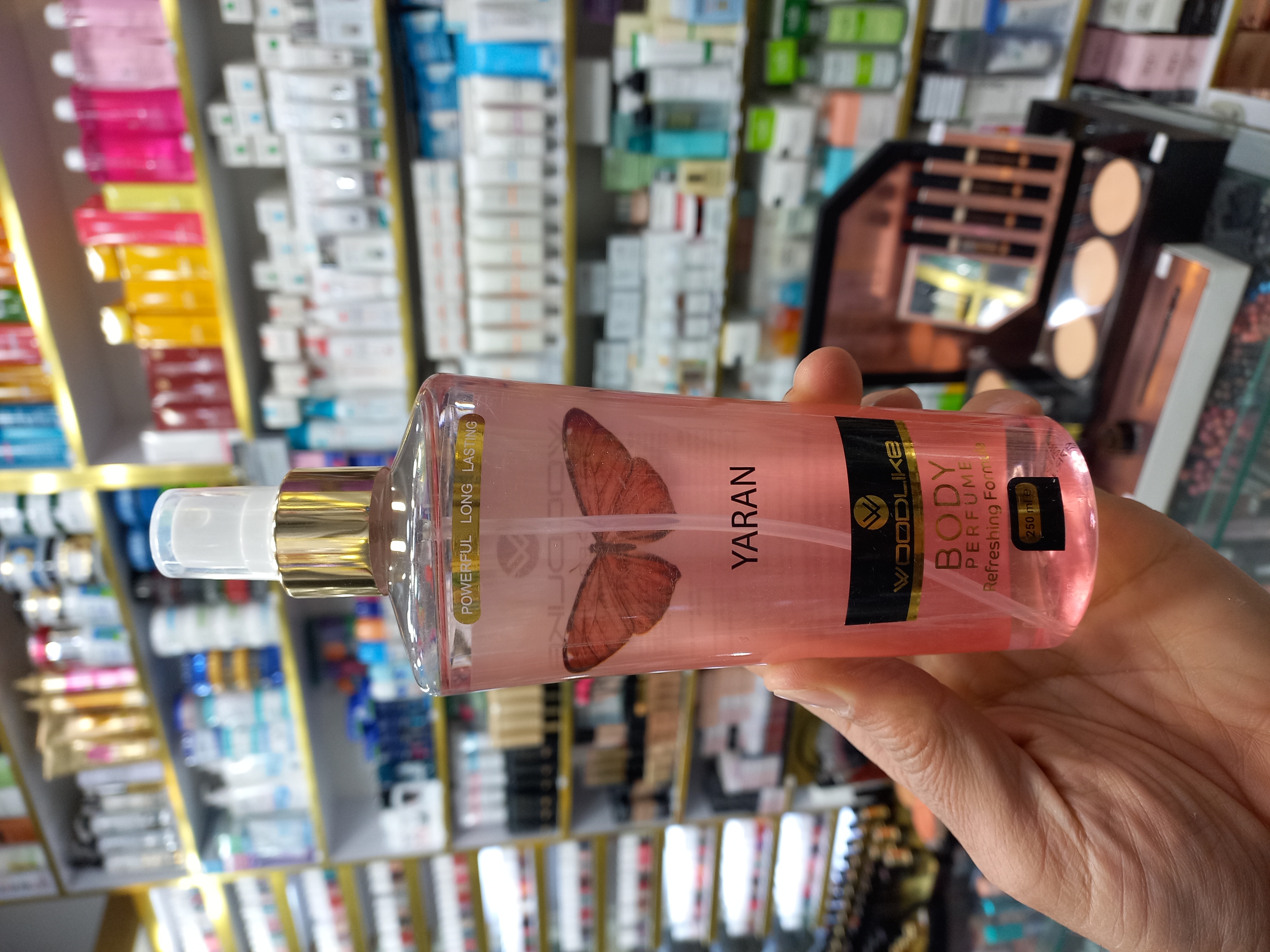 بادی اسپلش وودلایک رایحه یارا زنانه حجم ۲۵۰ میلی لیتر