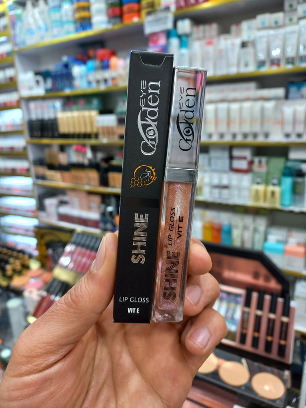 لیپ گلاس گلدن ای شماره رنگ 206 حجم 5.8 میلی لیتر