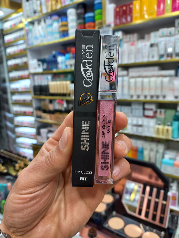 لیپ گلاس گلدن ای شماره رنگ 213 حجم 5.8 میلی لیتر