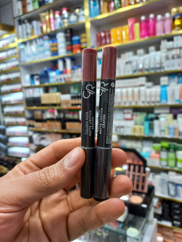 رژلب مدادی گلدن رز 10 MATTE حجم 4میل