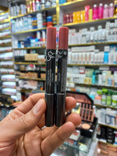 رژلب مدادی گلدن رز 12 MATTE حجم 4 میل