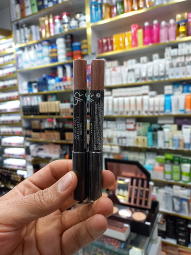 رژلب مدادی گلدن رز 14 MATTE حجم 4 میل