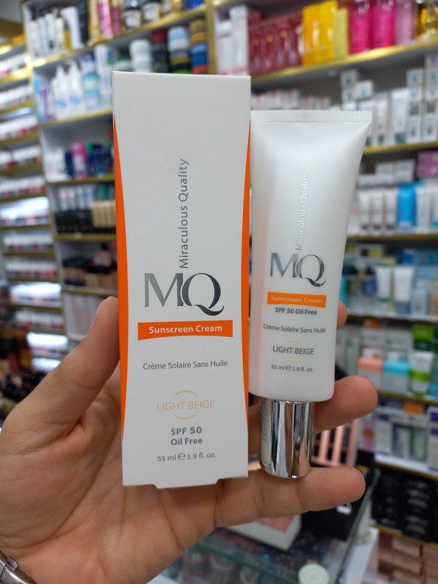 ضدآفتاب رنگی ام کیو MQ لایت بژ SPF50 | مخصوص پوست چرب و مختلط | حجم ۵۵ میل