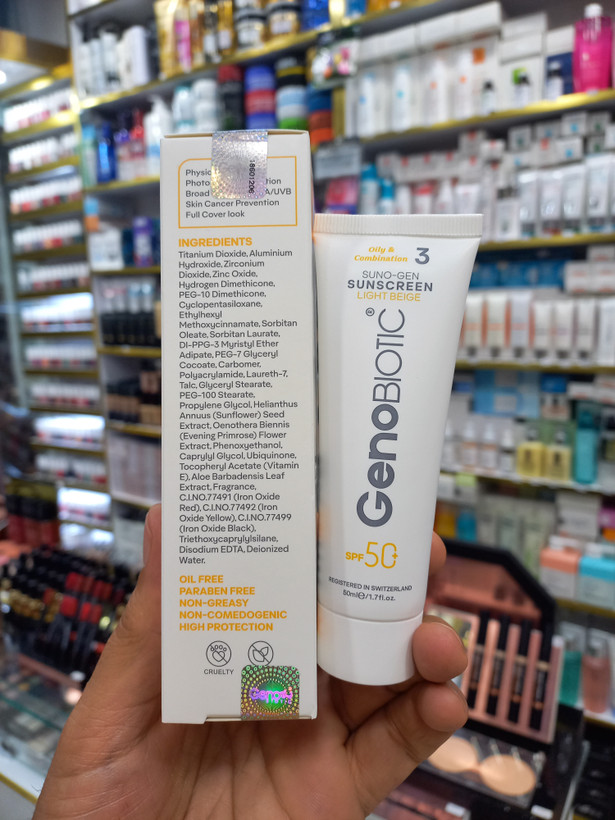 کرم ضدآفتاب ژنوبایوتیک سانوژن SPF50 رنگی لایت بژ | مناسب پوست چرب و مختلط | حجم ۵۰ میلیلیتر